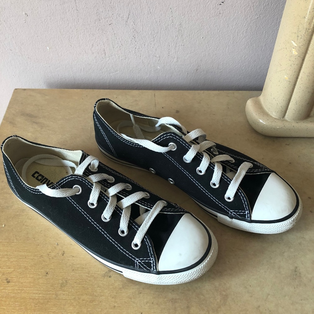 Converse Chuck Taylor All Star Dainty Low Top